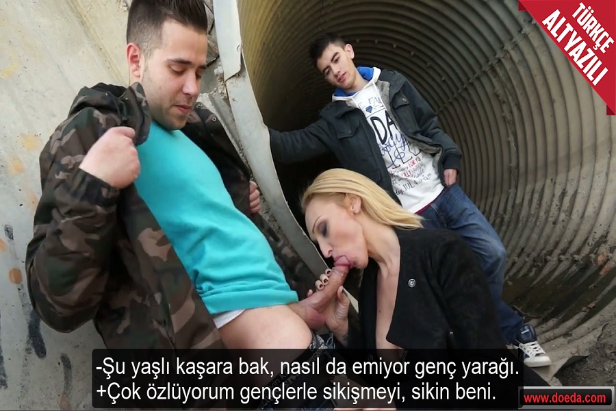 Türkçe Yaslı Porno Filmleri